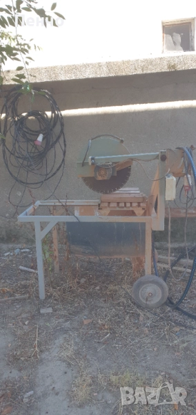 Машина за рязане на тухли, снимка 1
