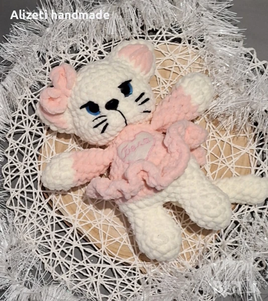 Плетено коте , снимка 1