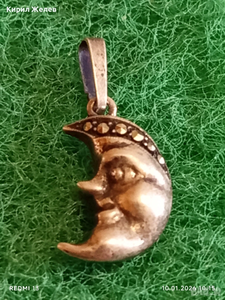 Нежен сребърен медальон с формата на ЛУНА елегантен фин Арт бижу 46100, снимка 1