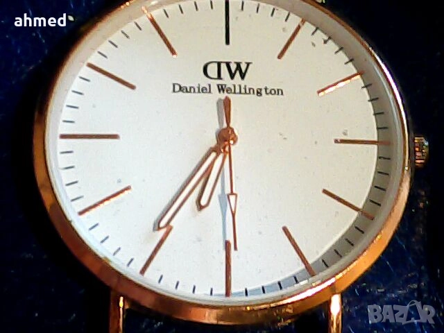 красив  мошки 4асовник aW, снимка 1