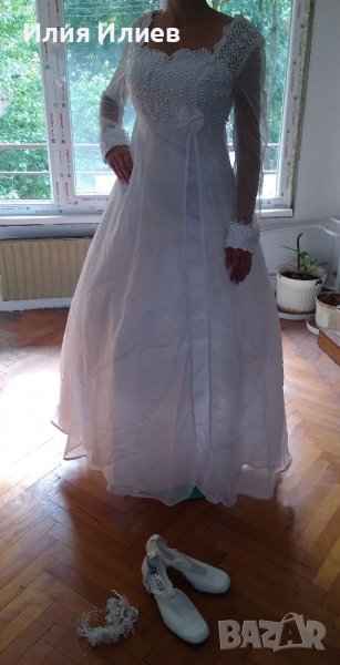 Булчинска, сватбена рокля и обувки , снимка 1