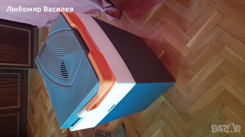 Хладилник за кола 12в, 220в, снимка 1