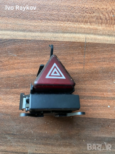 Бутон аварийни светлини Mercedes-Benz B-Class (W245), 1698207410, снимка 1