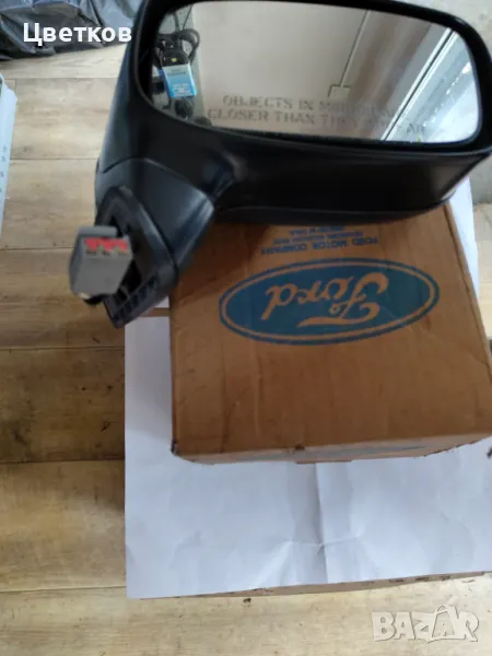 Ново оригинално дясно огледало за Lincoln Continental  1988-1994, снимка 1