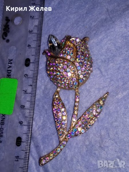 ПОЗЛАТЕНА ФЛОРАЛНА АР НУВО СТИЛ КРИСТАЛНА БРОНЗОВА БРОШКА ЦВЕТЕ / ЛИПСВА й ИГЛАТА! 37035, снимка 1