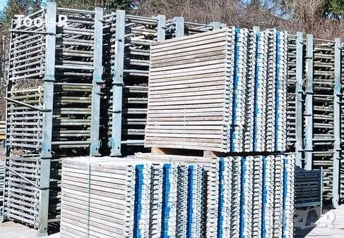 Фасадно, скеле, рамково, тръбно, за топлоизолация, модулно, италианско, поцинковано Под наем!!!, снимка 1