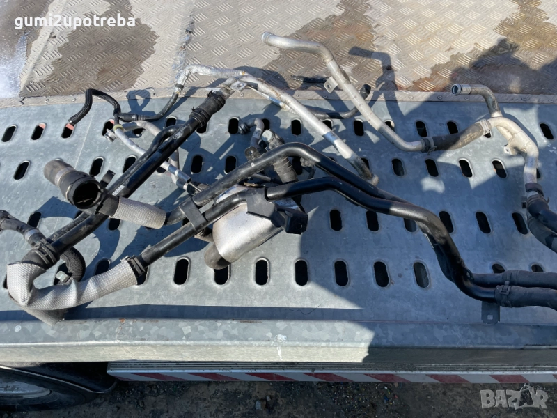 Маркучи и Тръби Охладителна Система 7P0121065M Porsche Cayenne 3.0D 92A/2012г, снимка 1