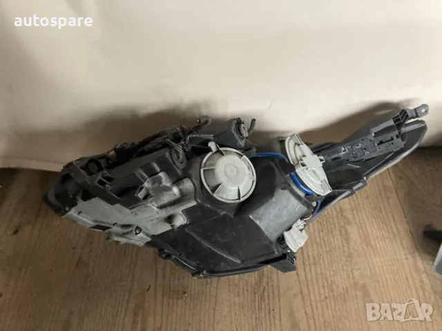 Десен Фар. Фарове Toyota Avensis III. T27.09-15.  , снимка 4 - Части - 49523984