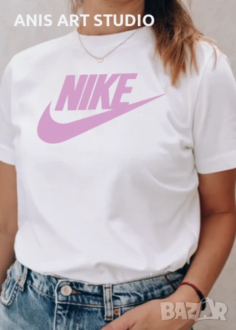 Дамска тениска NIKE, снимка 1