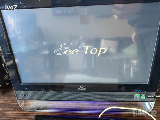 Продавам Asus - две в едно, снимка 2 - Работни компютри - 52623225