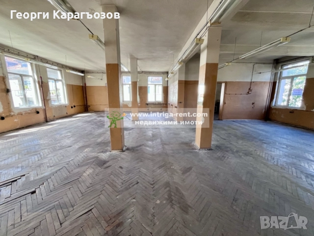 №4003 Голямо помещение за продажба, подходящо за офис или друг вид дейност, център Хасково.