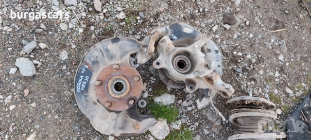 Шенкел лагер главина Toyota Corolla Verso 1.8 - 70лв, снимка 2 - Части - 52186603