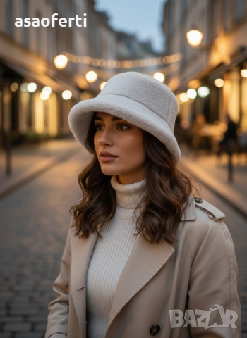 🤍 Пухкава Зимна Шапка (Bucket Hat) – Топъл Плюш в Елегантно Сиво/Екрю