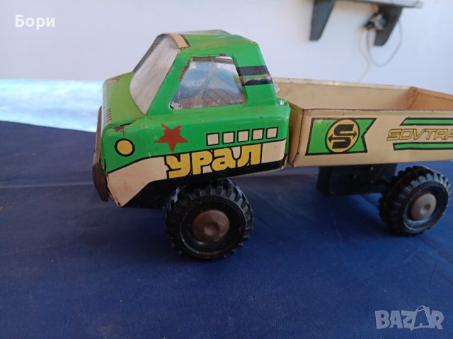 Стар метален камион УРАЛ механичен, снимка 2 - Колекции - 44137841