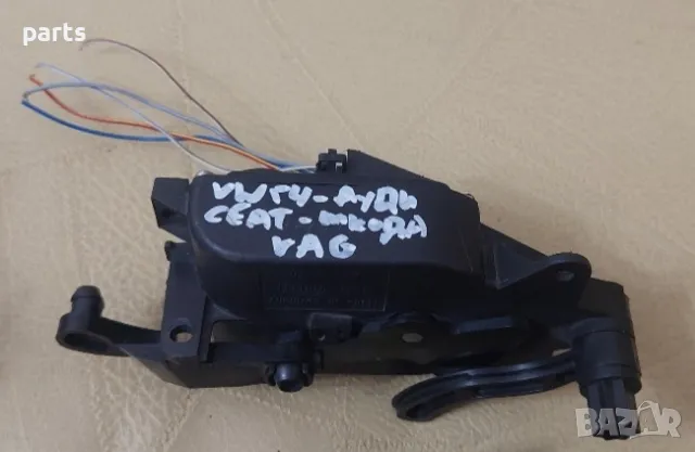 Моторче Клапи Парно Ауди A4 B5 3бр. (1) - A3 8L - VW Голф 4 - Сеат - Шкода - 6NN00769200, снимка 3 - Части - 47298758