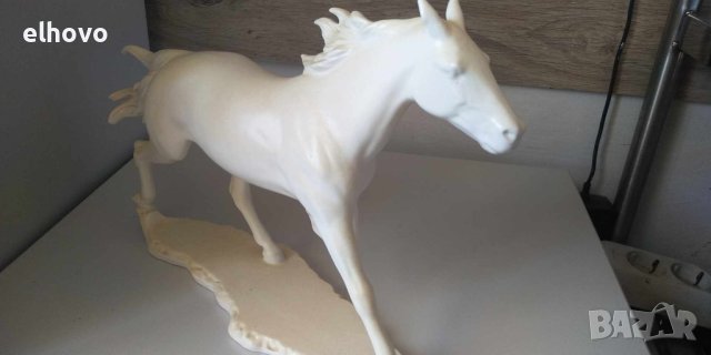 Порцеланов кон Goebel Germany 1977, снимка 5 - Антикварни и старинни предмети - 44079855