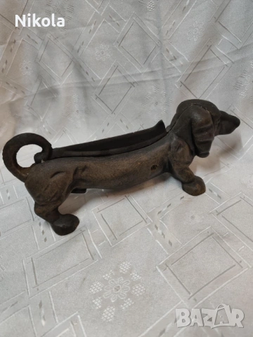 Стара масивна английска чугунена стъргалка за обувки куче-дакел от началото на 1900 г, снимка 5 - Антикварни и старинни предмети - 53120705