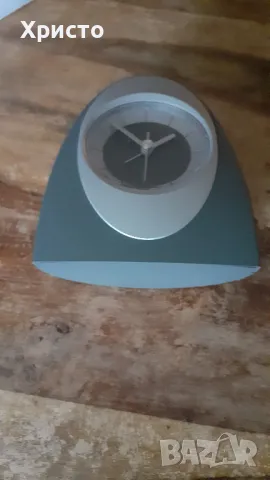 часовник настолен със секундарник и аларма REEKO антикварна рядкост, снимка 4 - Други - 16922780