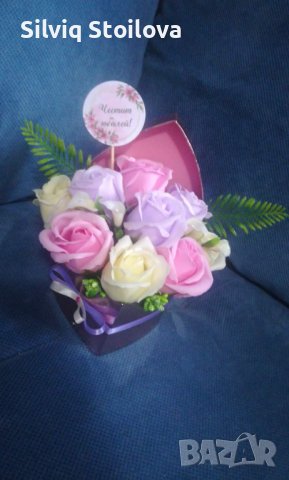 Сърце с девет ароматни сапунени рози, снимка 4 - Подаръци за жени - 37911601