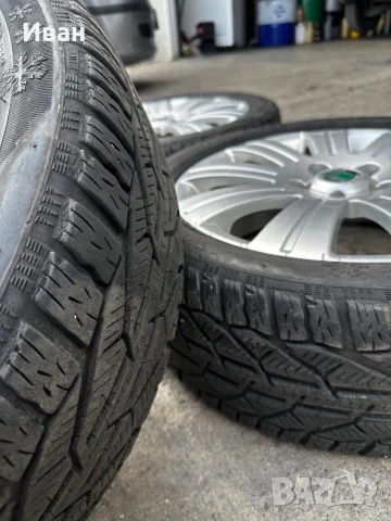 Оригинални джанти Skoda 5x112, снимка 8 - Гуми и джанти - 51184272
