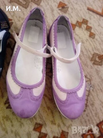 Розови обувки, снимка 1 - Детски обувки - 26677921