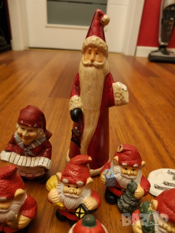 Норвежки коледни керамични фигури , снимка 2 - Декорация за дома - 52495866