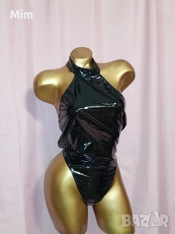 L Черно боди от лак / винил /, снимка 4 - Корсети, бюстиета, топове - 52716867