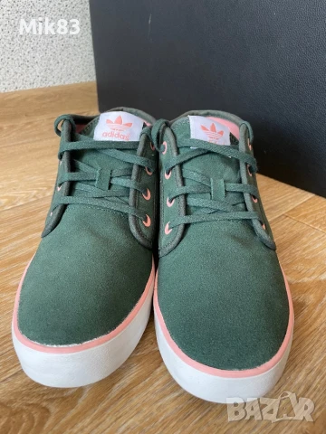 Adidas 42 номер, снимка 3 - Маратонки - 51007944