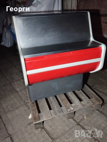 щанд каса , снимка 7 - Стелажи и щандове - 53040192