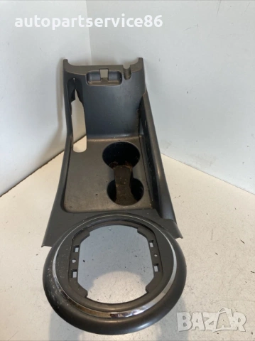 Облицовка около скоростния лост с държач за чаши за KIA Sportage (2011) 84651-3W910