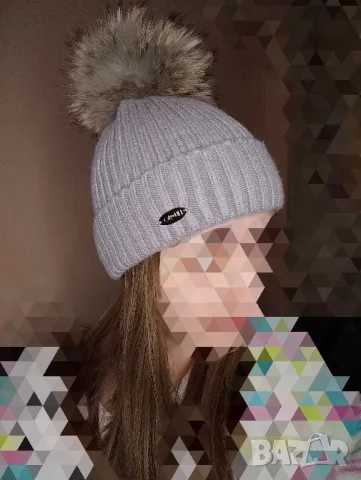 Liu Jo дамска шапка с естествено пухче, снимка 6 - Шапки - 47984094