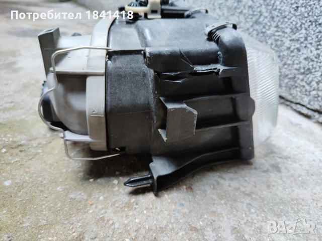 Десен фар Алфа Ромео 155, снимка 9 - Части - 53598420