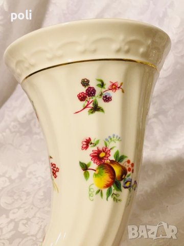 порцеланова ваза ритон , снимка 7 - Вази - 43233278