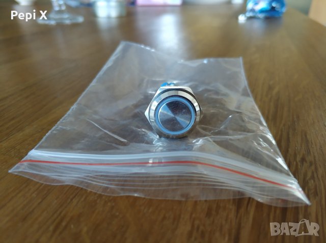 Моментно копче (тип ресет) със светещ бял ръб, 220V, 16mm