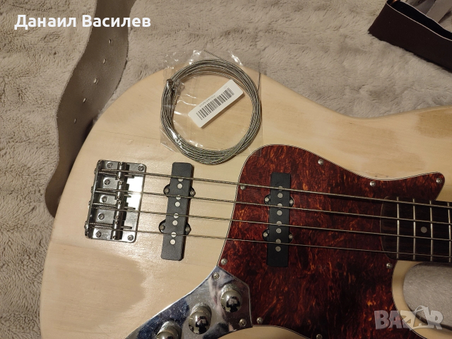 Бас китара , снимка 8 - Китари - 53193877