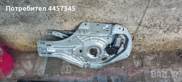 Части за Хюндай Туксон ,Стъкло,стъклоповдигач,дръжка, снимка 3 - Части - 51097446