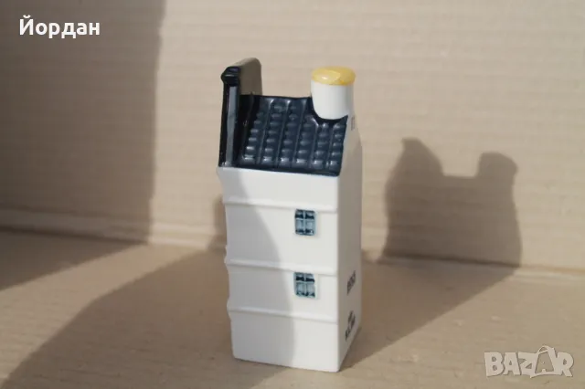 колекционерска порцеланова фигурка / шише Холандска къща ''Bols KLM'', снимка 2 - Колекции - 49483452