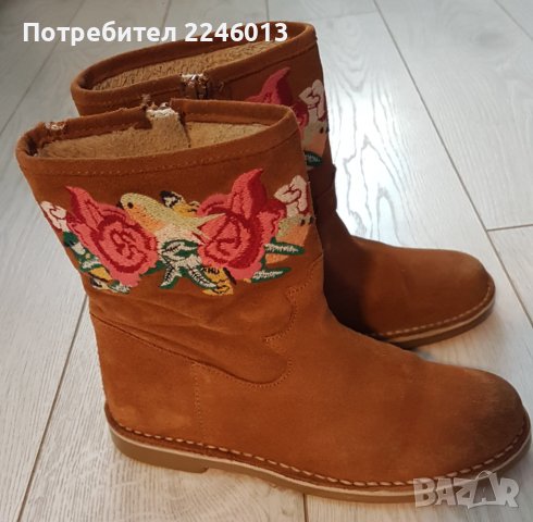 Детски боти от естествен велур Зара