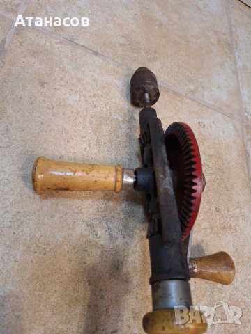 Стара ръчна дрелка, снимка 2 - Бормашини - 43713440