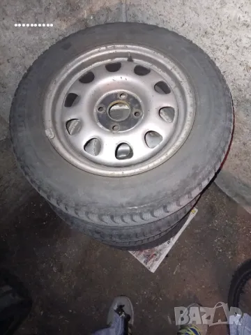 4 броя зимни гуми с джанти