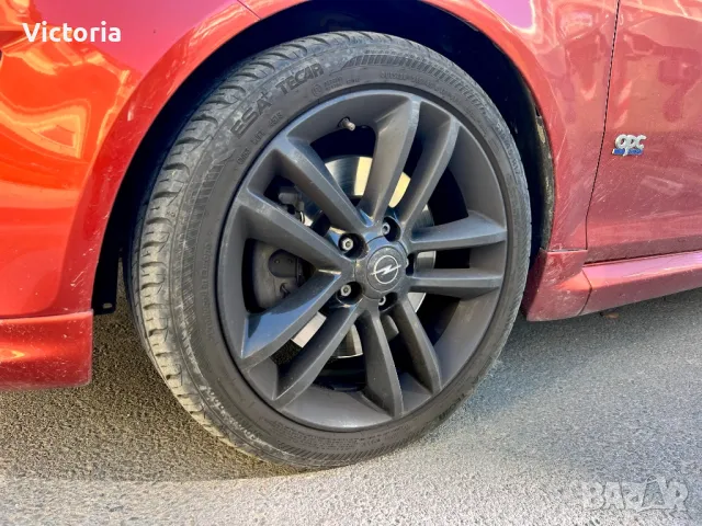 Комплект летни гуми 215/45 R17, снимка 1 - Гуми и джанти - 49595524