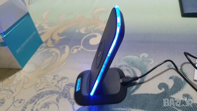 Безжично зарядно, снимка 2 - Безжични зарядни - 51076984