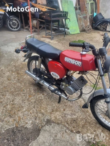 Търся да закупя Симсон или други стари мотори 