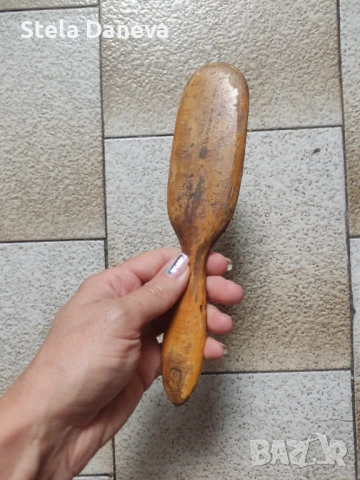 Ретро четка за коса, снимка 3 - Антикварни и старинни предмети - 51215851