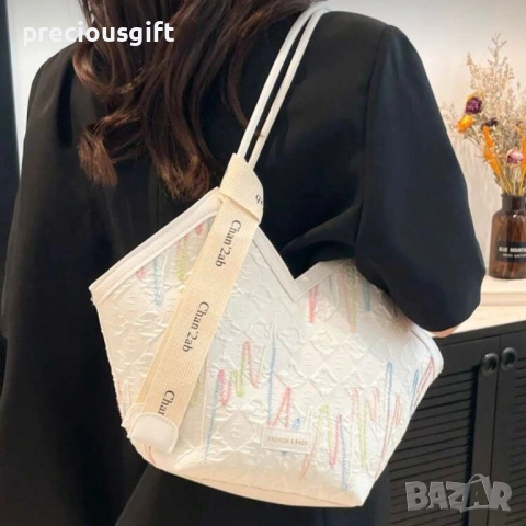 Дамска голяма бяла чанта, снимка 6 - Чанти - 53289735