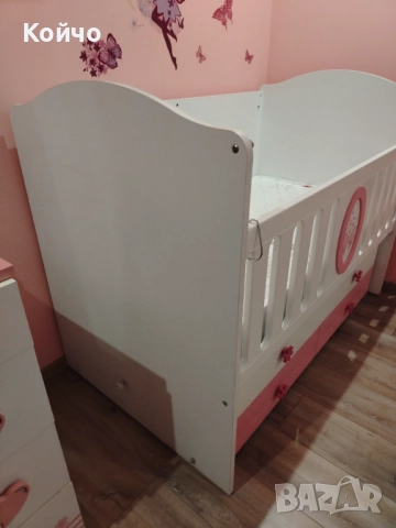 Люлееща се бебешка кошара от МДФ материал, снимка 5 - Кошарки - 52164863