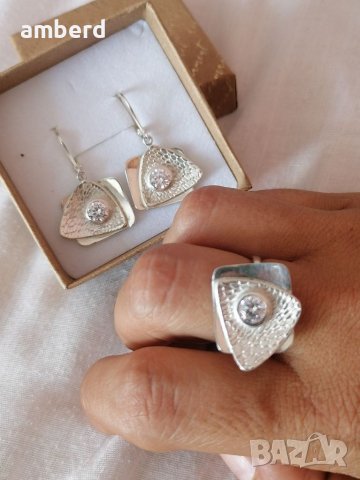 Сребърен комплект - обици и пръстен, снимка 1 - Бижутерийни комплекти - 37759969