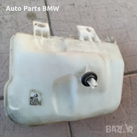 Казанче чистачки BMW E39 казанче течност чистачки БМВ Е39, снимка 2 - Части - 49393663