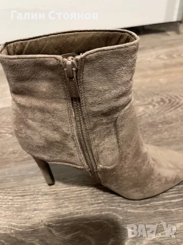 Продавам велурени дамски боти, снимка 6 - Дамски боти - 47490146