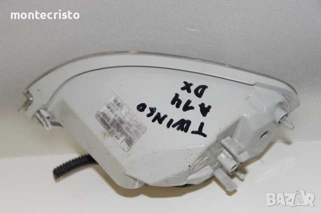 Десен мигач Renault Twingo II (2011-2014г.) 261608090R / десен мигач предна броня, снимка 4 - Части - 44016339